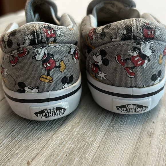 Disney VANS Mickey Mouse toddler Size 5 Color Gray - Picture 3 of 3